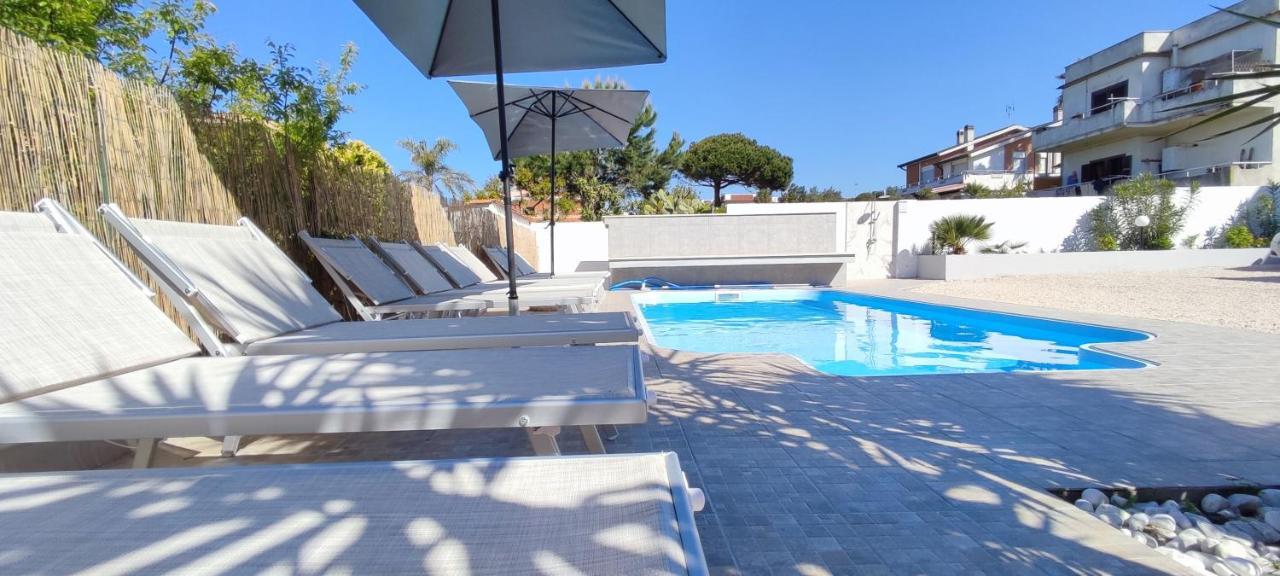Villa Kinga Anzio Bagian luar foto
