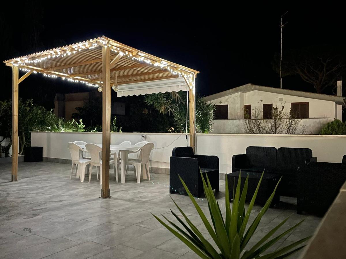 Villa Kinga Anzio Bagian luar foto